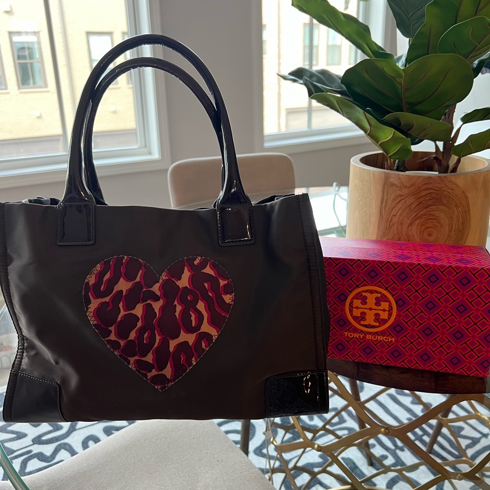 Tory Burch Medium Tote Leopard Print Heart